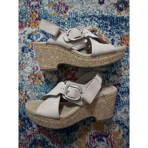 Clark's Women's Giselle Ivy Wedge Sand White Leather Size US‎ 8M